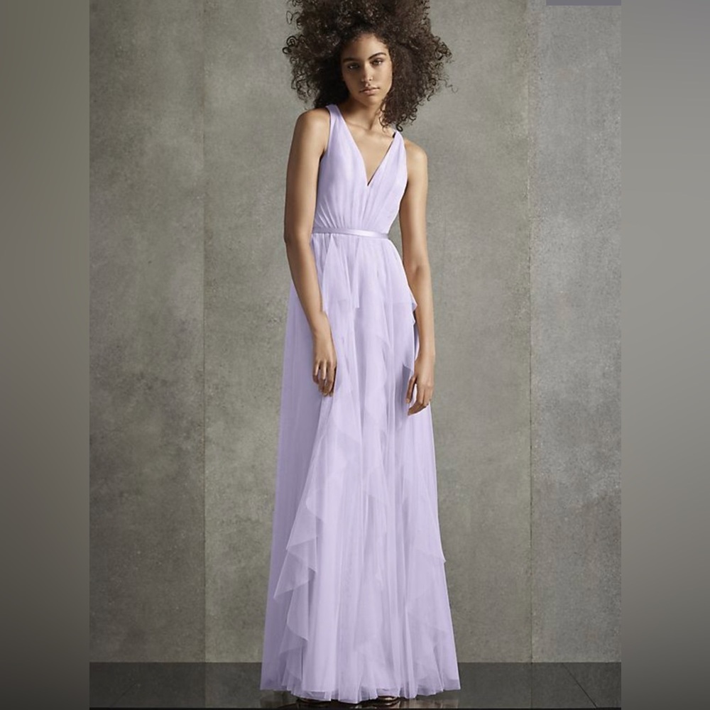 Vera Wang Bobbin Flange plunging dress